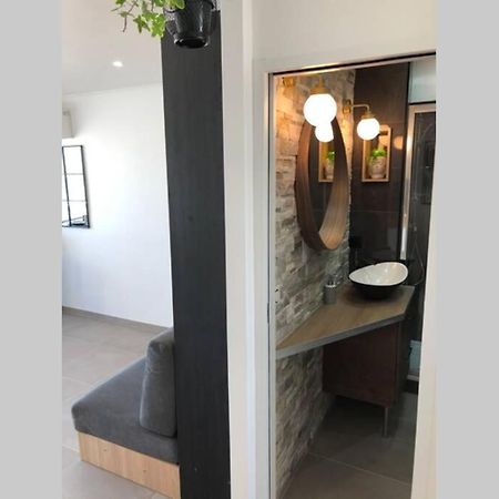 Appartement Vue Mer Et Port, Refait A Neuf Pour Vous ! Climatise 拉格朗德默特 外观 照片