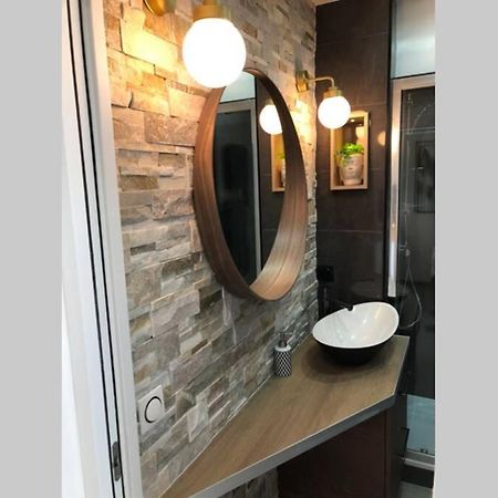 Appartement Vue Mer Et Port, Refait A Neuf Pour Vous ! Climatise 拉格朗德默特 外观 照片