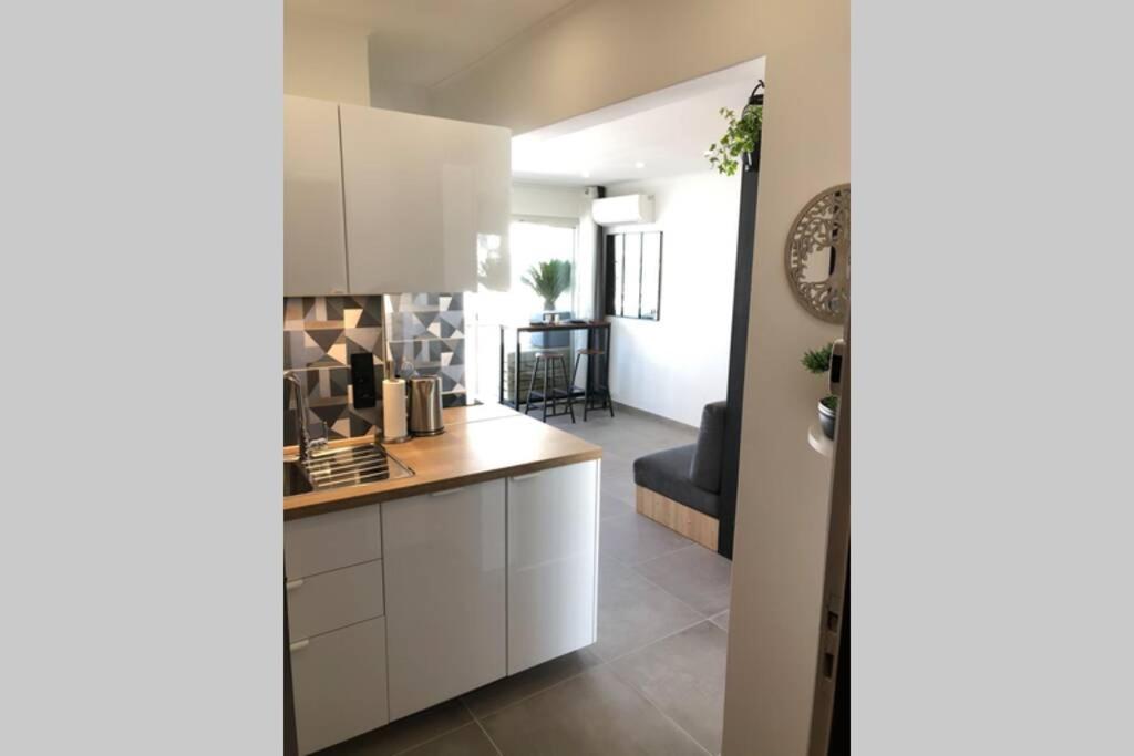 Appartement Vue Mer Et Port, Refait A Neuf Pour Vous ! Climatise 拉格朗德默特 外观 照片