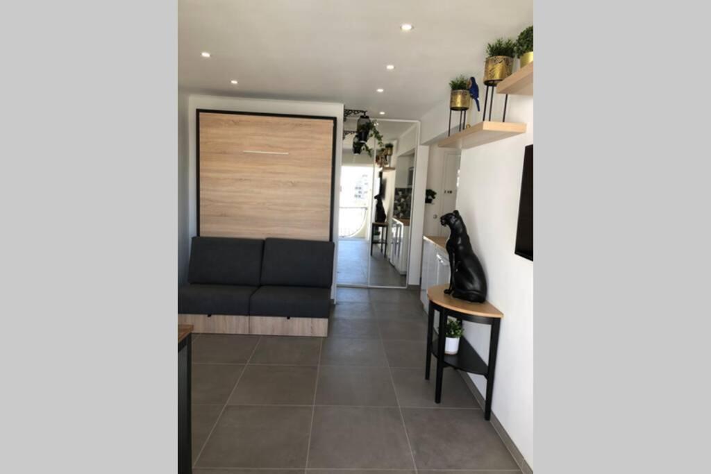 Appartement Vue Mer Et Port, Refait A Neuf Pour Vous ! Climatise 拉格朗德默特 外观 照片
